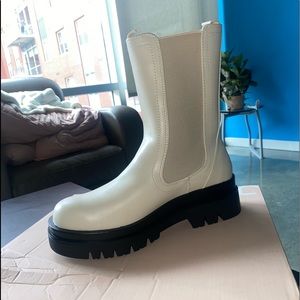 White platform Chelsea boots